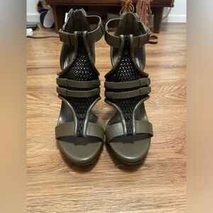 BCBG Katya High-Heel